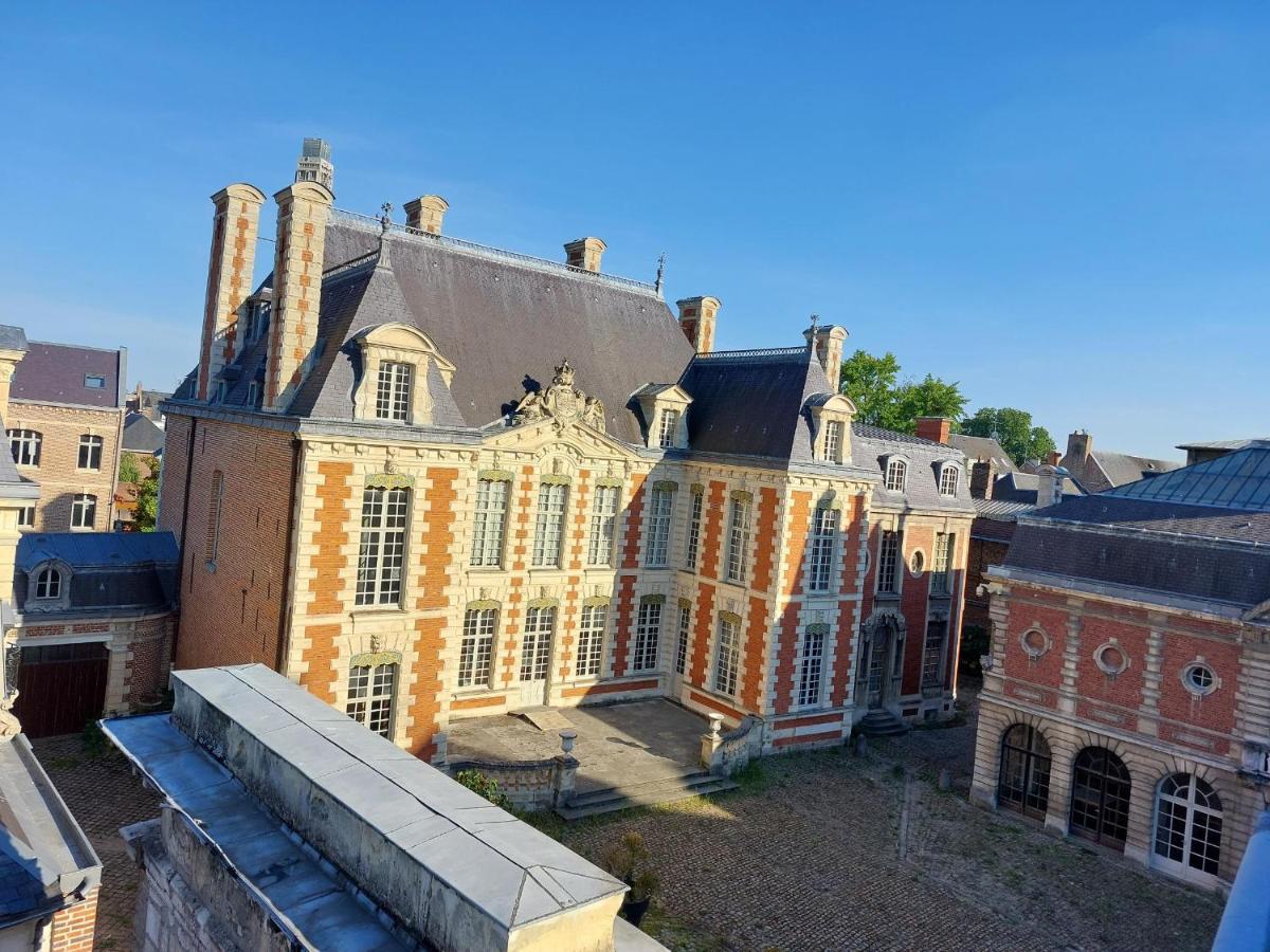 Maison Au Pied De La Cathedrale Amiens Centre Exteriör bild